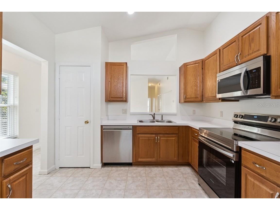 1930 Teaberry Court Orlando FL 32824 O6349834 image8