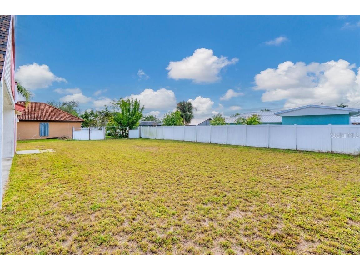 1930 Viscaya Parkway Cape Coral FL 33990 D6144994 image25