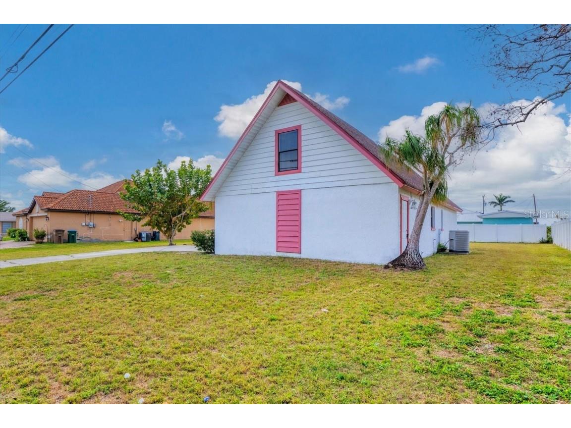 1930 Viscaya Parkway Cape Coral FL 33990 D6144994 image3