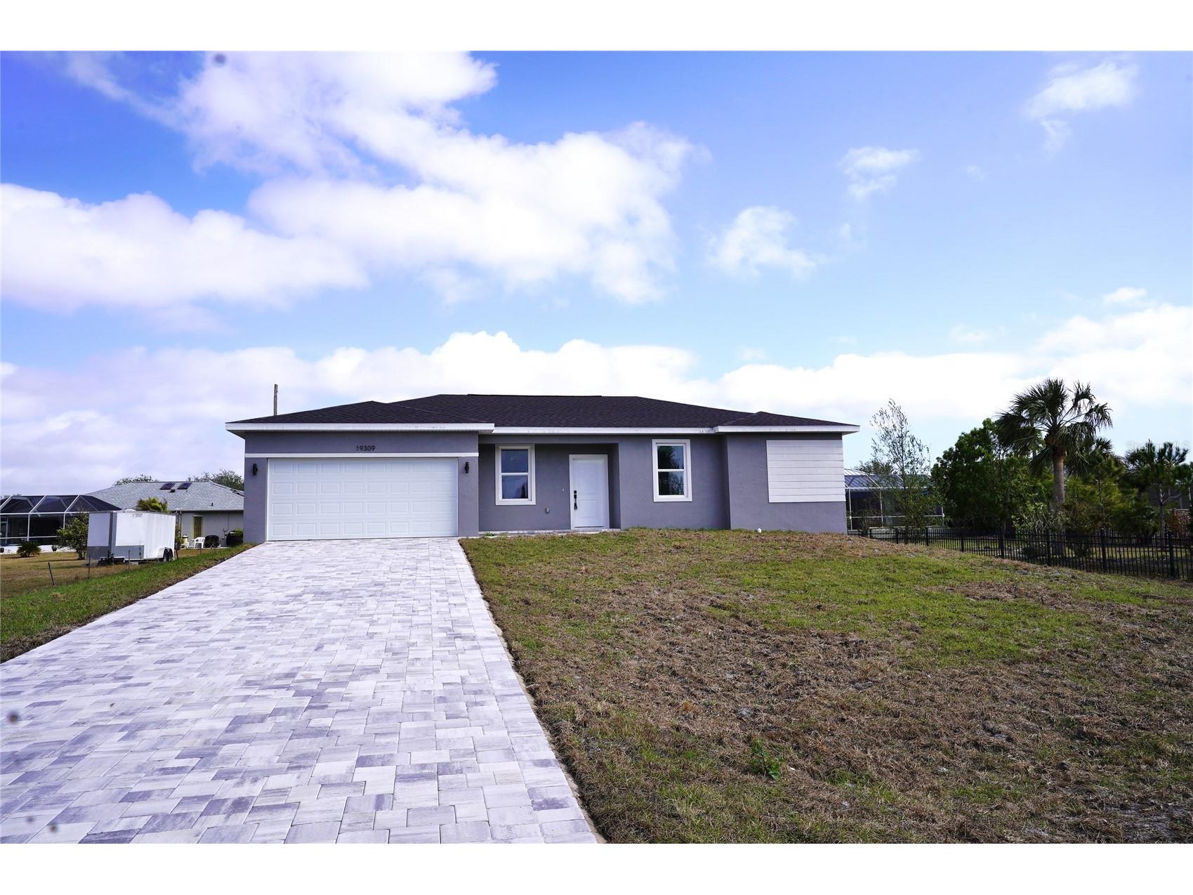 19309 Midway Boulevard Port Charlotte FL 33948 C7526883 image1