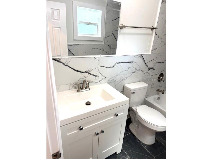 1931 10th Street S Saint Petersburg FL 33705 TB8504293 image11