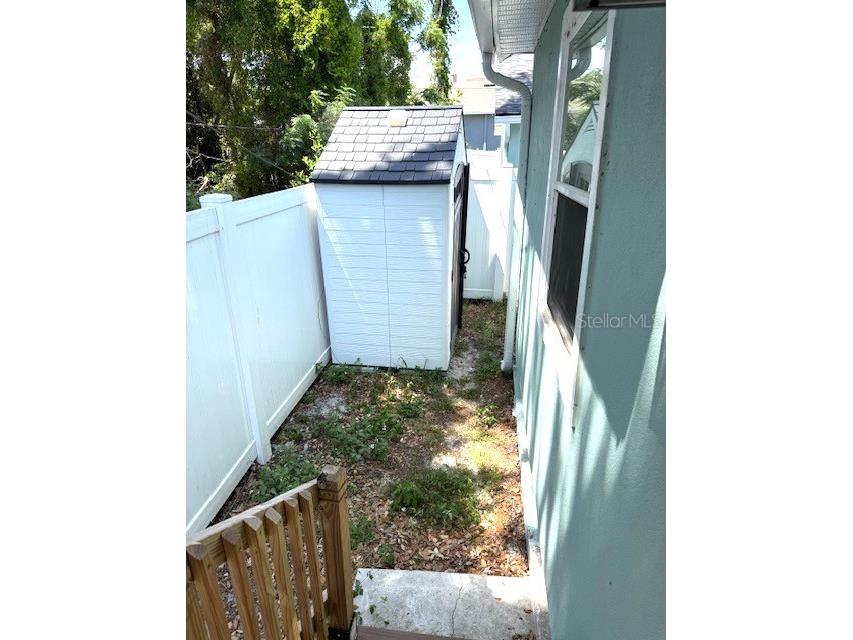 1931 10th Street S Saint Petersburg FL 33705 TB8504293 image15