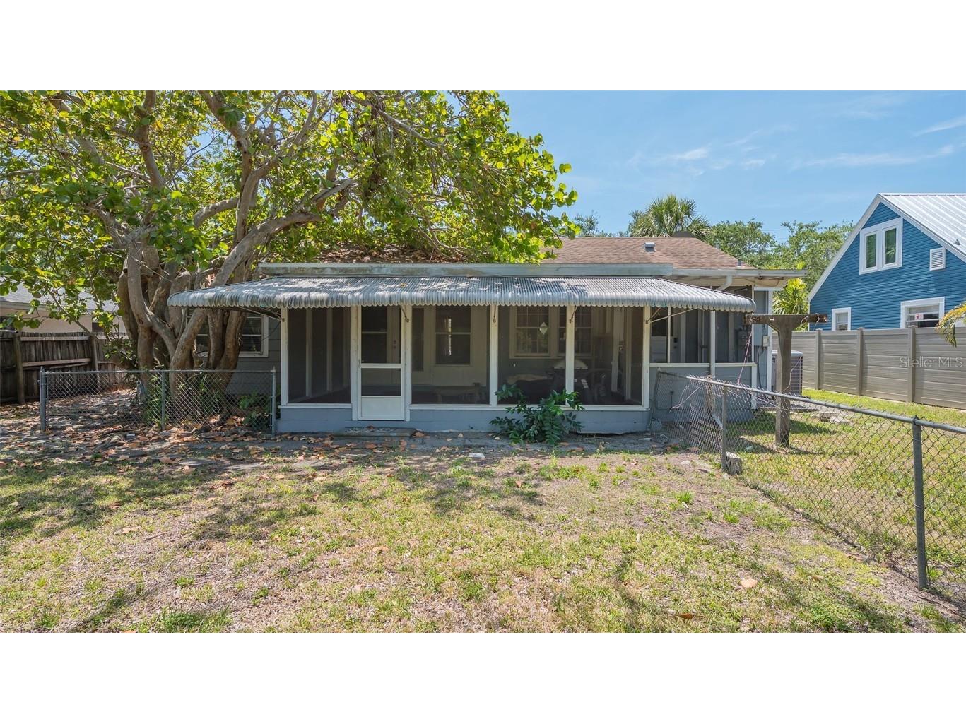 1931 Bahia Vista Street Sarasota FL 34239 A4674704 image14