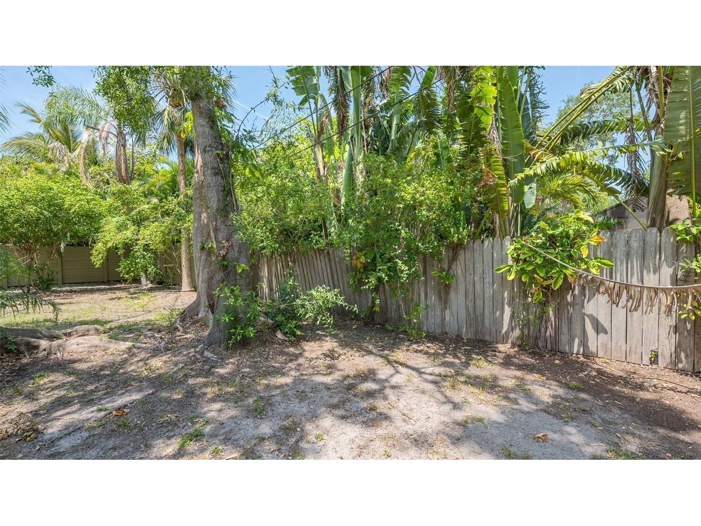 1931 Bahia Vista Street Sarasota FL 34239 A4674704 image20