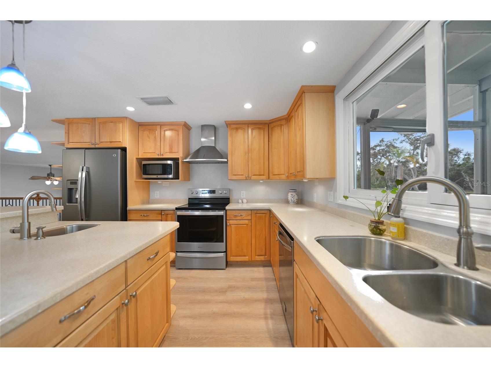 1931 Bayshore Drive Englewood FL 34223 C7517866 image22