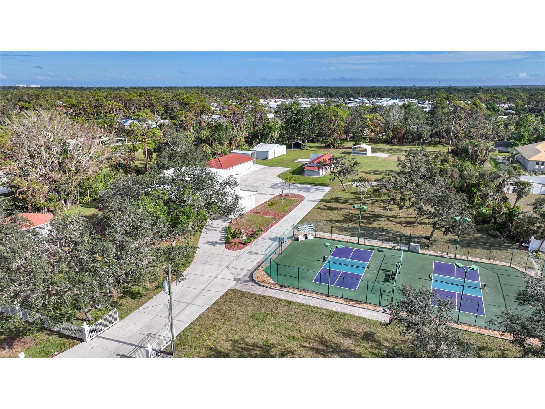 1931 Bayshore Drive Englewood FL 34223 C7517866 image4
