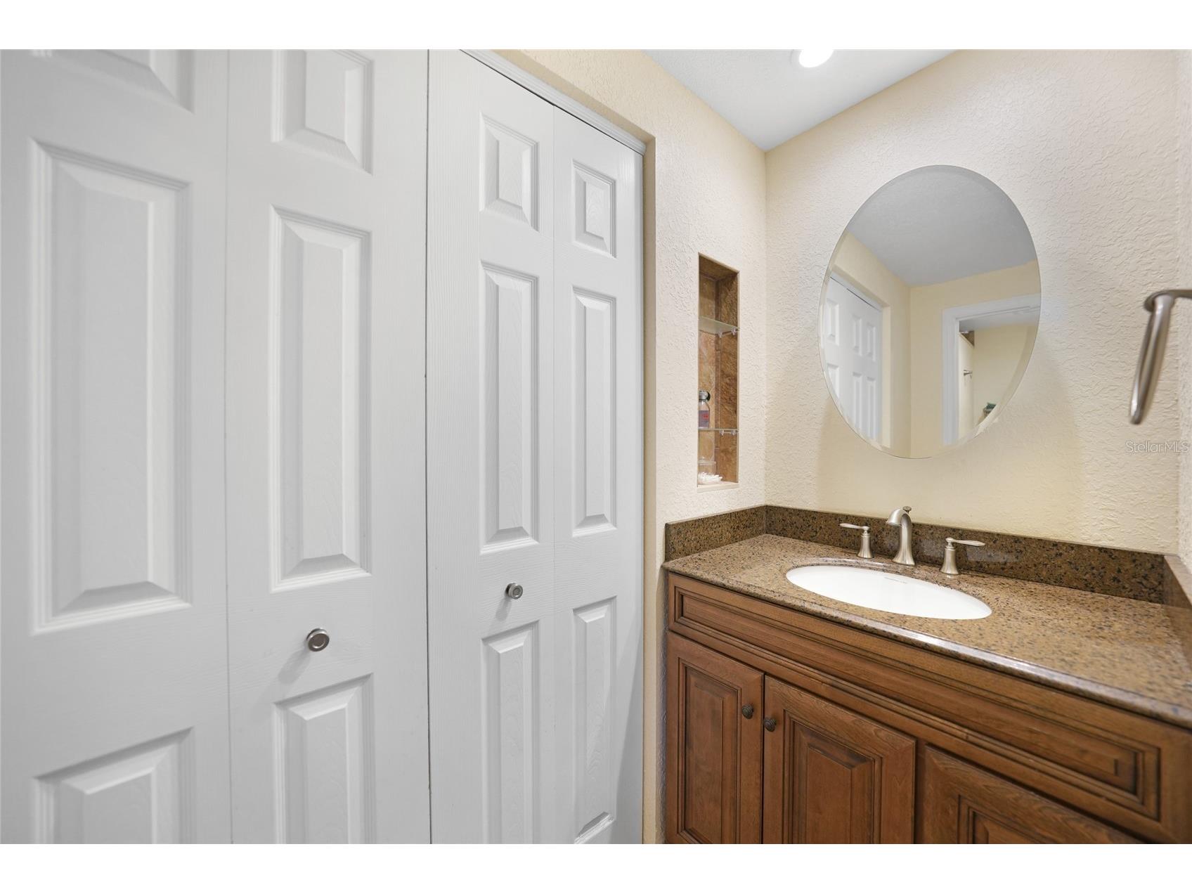 1931 Bayshore Drive Englewood FL 34223 C7517866 image40