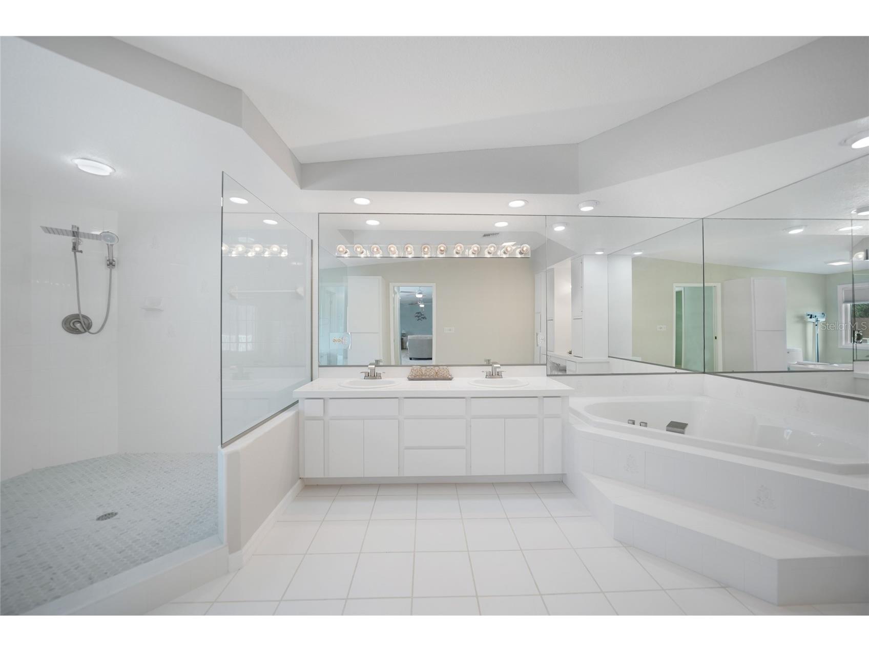 1931 Bayshore Drive Englewood FL 34223 C7517866 image62