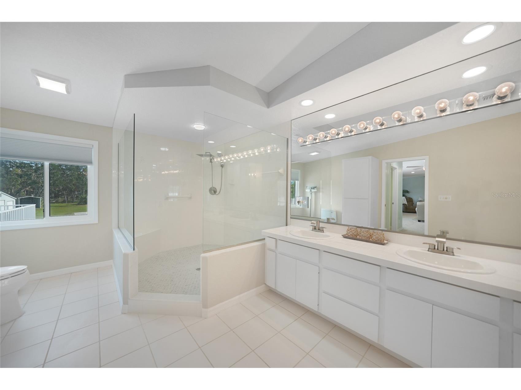 1931 Bayshore Drive Englewood FL 34223 C7517866 image64