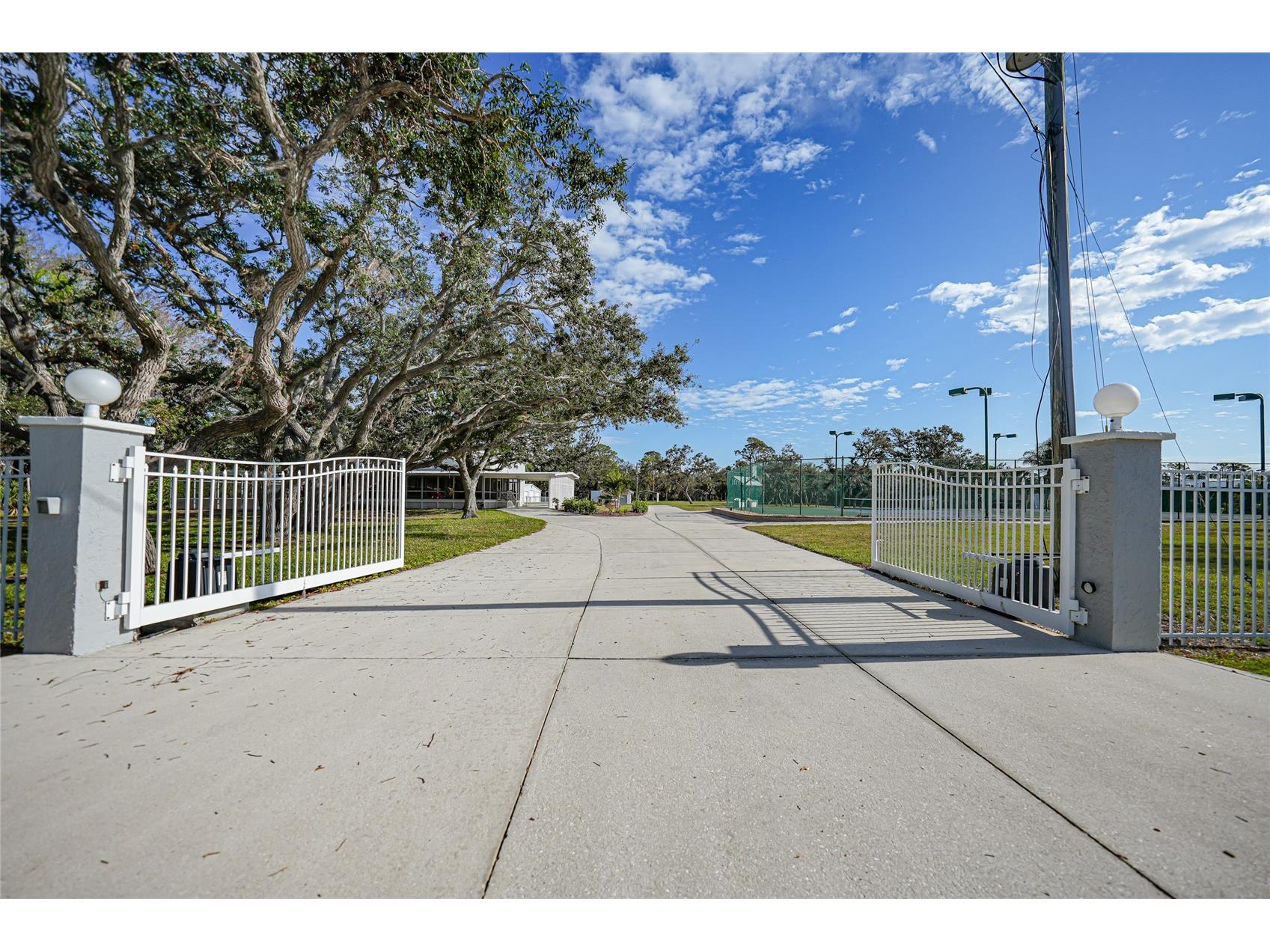 1931 Bayshore Drive Englewood FL 34223 C7517866 image73
