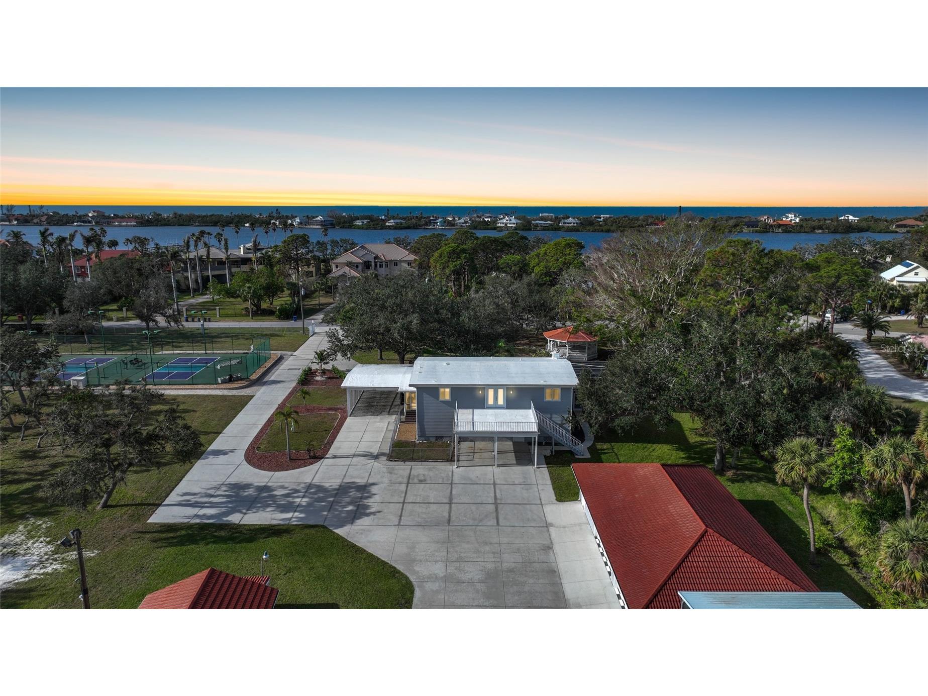 1931 Bayshore Drive Englewood FL 34223 C7517866 image89