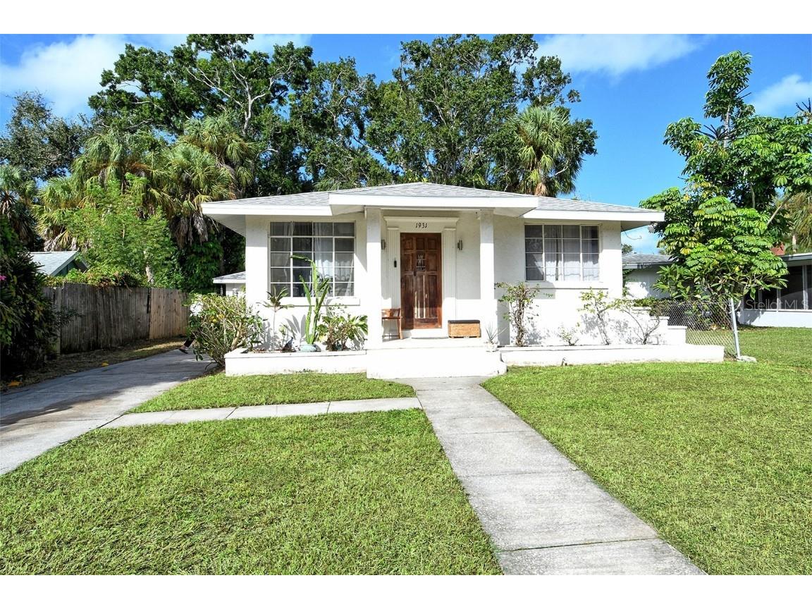 1931 Edgewater Drive Sarasota FL 34234 A4666577 image4