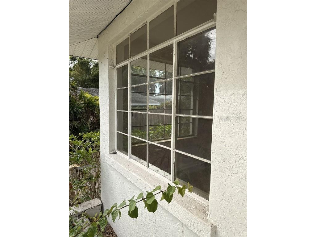 1931 Edgewater Drive Sarasota FL 34234 A4666577 image9