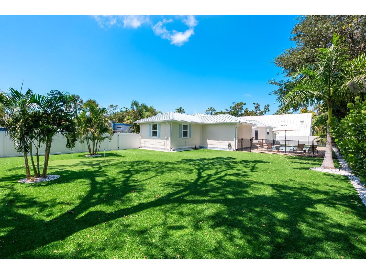 1931 High Point Circle Sarasota FL 34236 A4690458 image39