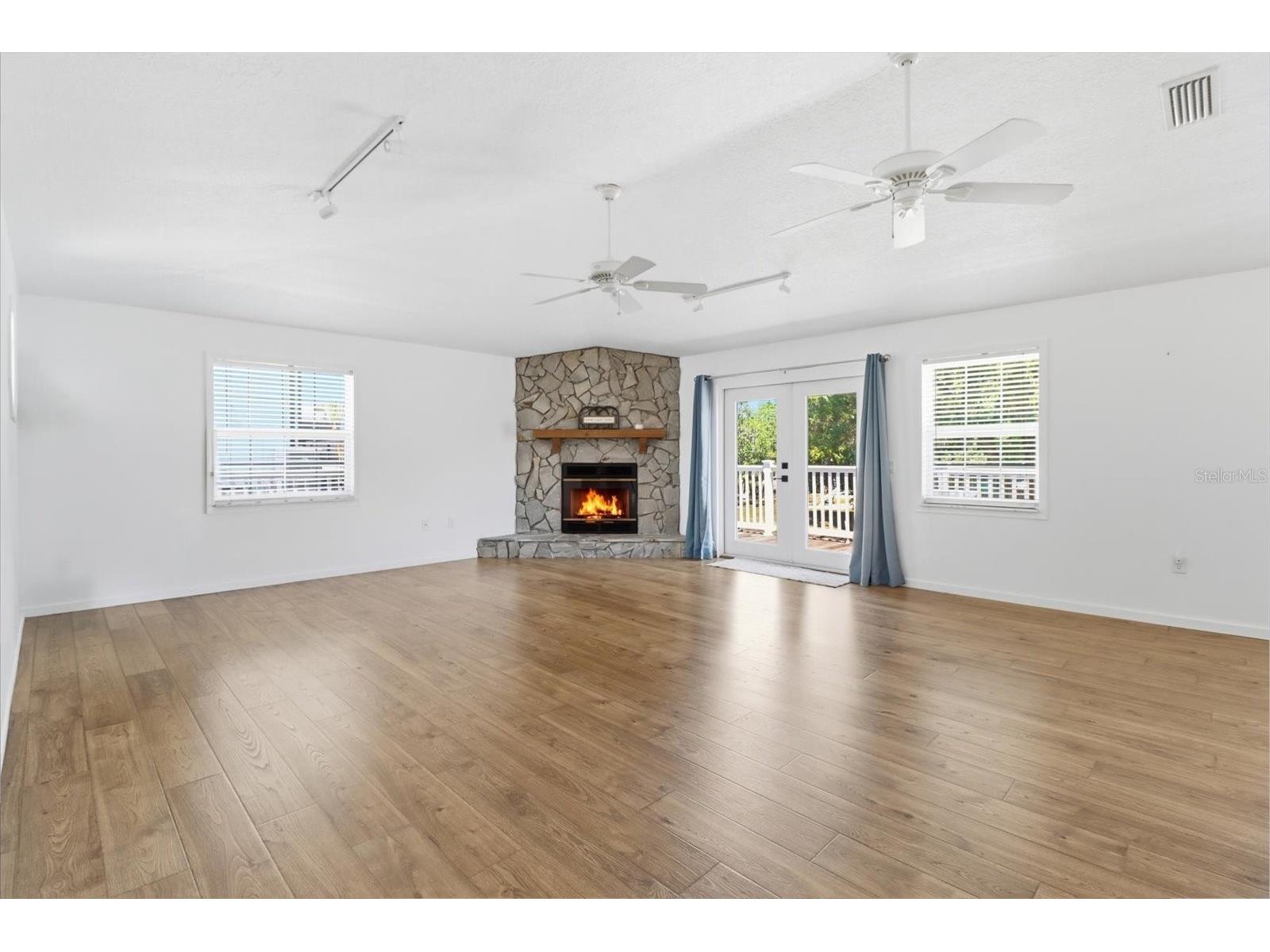 1931 NW 18th Street Crystal River FL 34428 TB8506616 image14