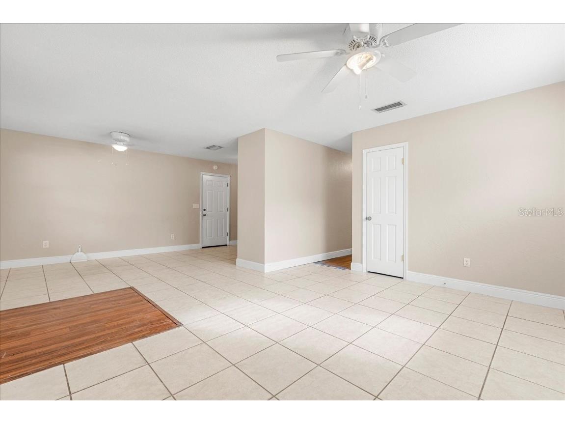 1931 Vernon Place Daytona Beach FL 32119 O6281032 image4