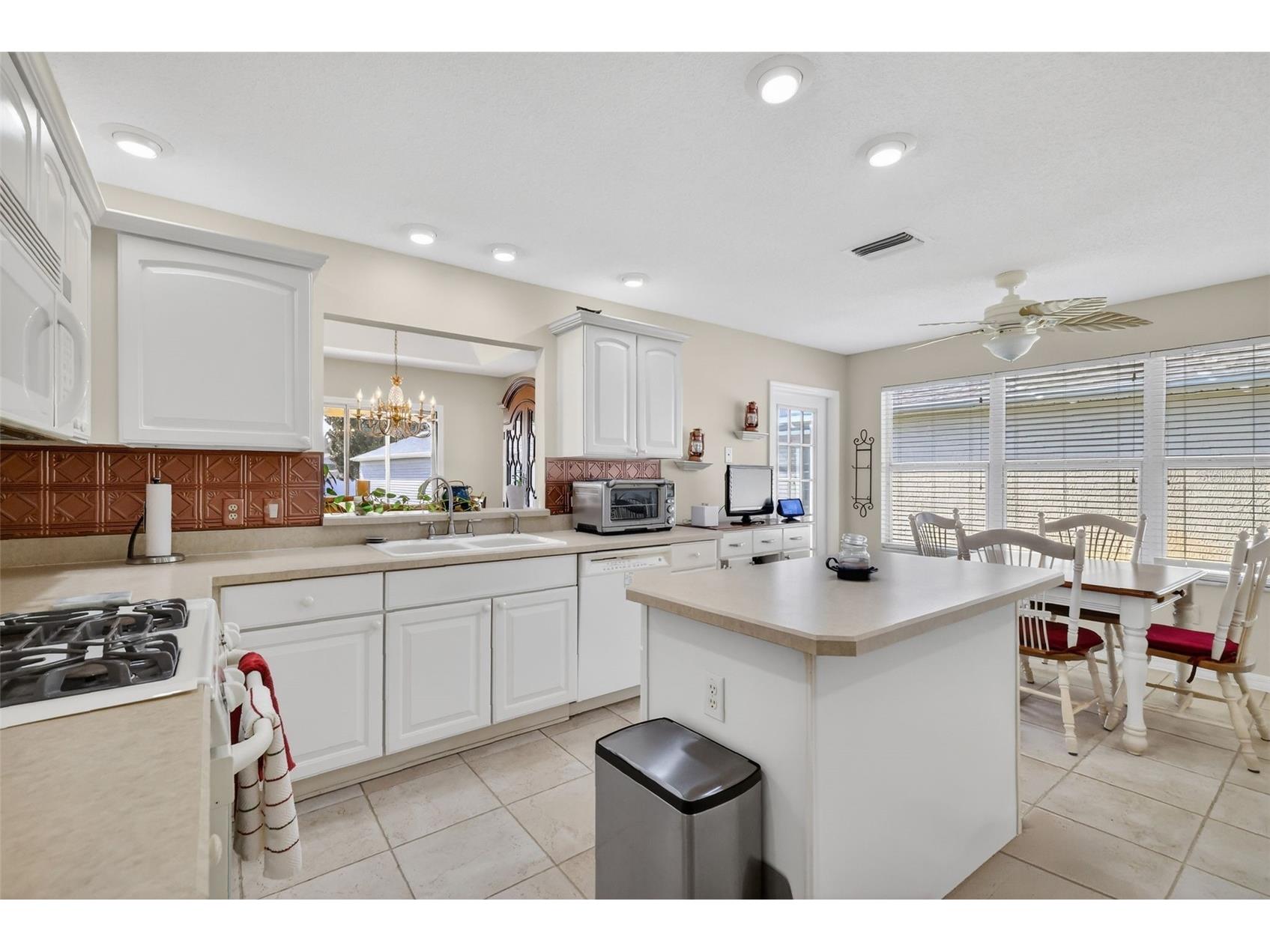 1932 Alistar Court The Villages FL 32162 OM719753 image9