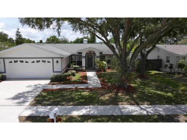 1932 Cloverdale Court Lutz FL 33549 T3447873 image1