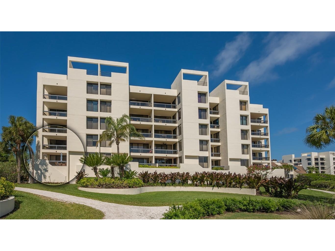 1932 Harbourside Drive #217 Longboat Key FL 34228 - SARASOTA BAY A4671330 image3
