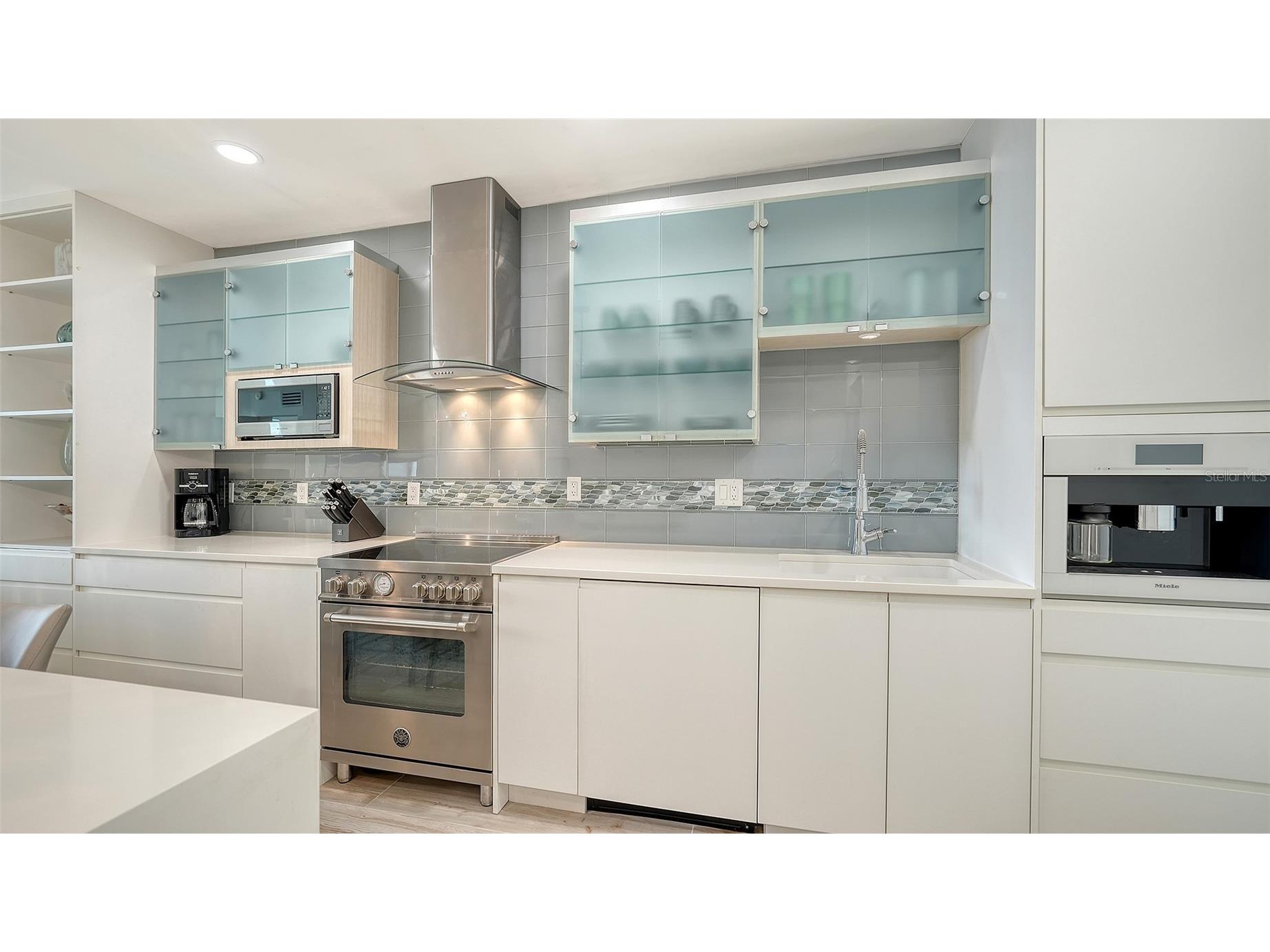 1932 Harbourside Drive #244 Longboat Key FL 34228 - SARASOTA BAY A4689076 image16