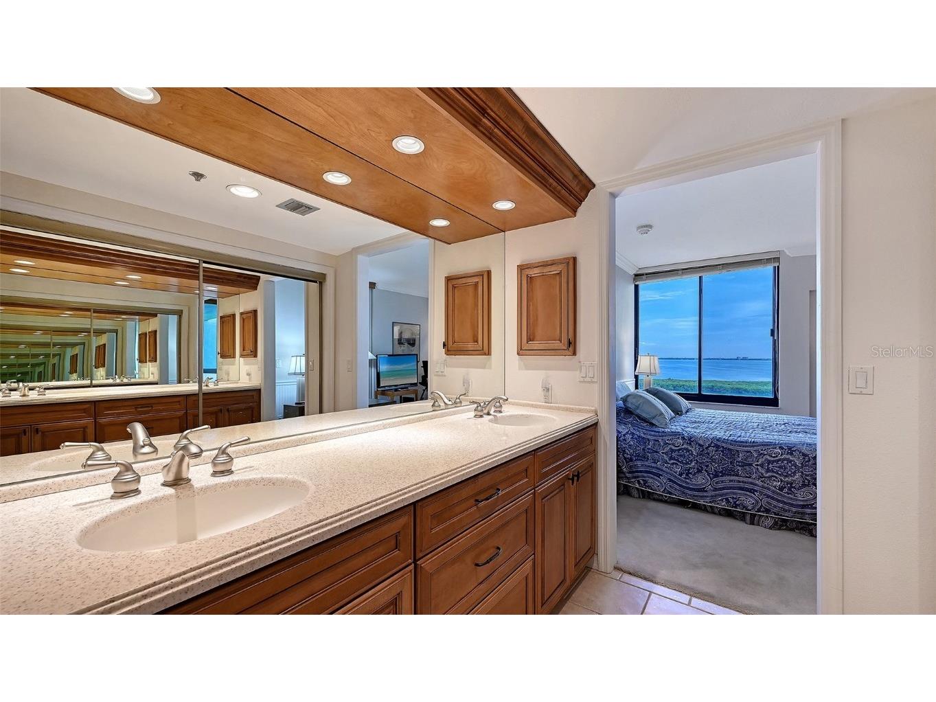 1932 Harbourside Drive #254 Longboat Key FL 34228 - SARASOTA BAY A4666650 image30