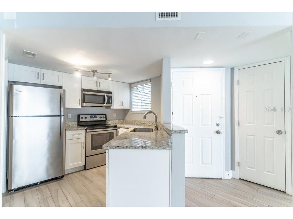 1932 Lake Atrium Circle #77 Orlando FL 32839 O6095716 image1