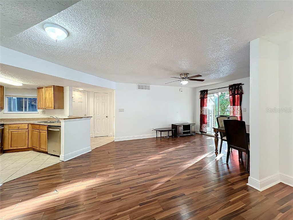 1932 Lake Atriums Cir #83 Orlando FL 32839 O6338693 image16