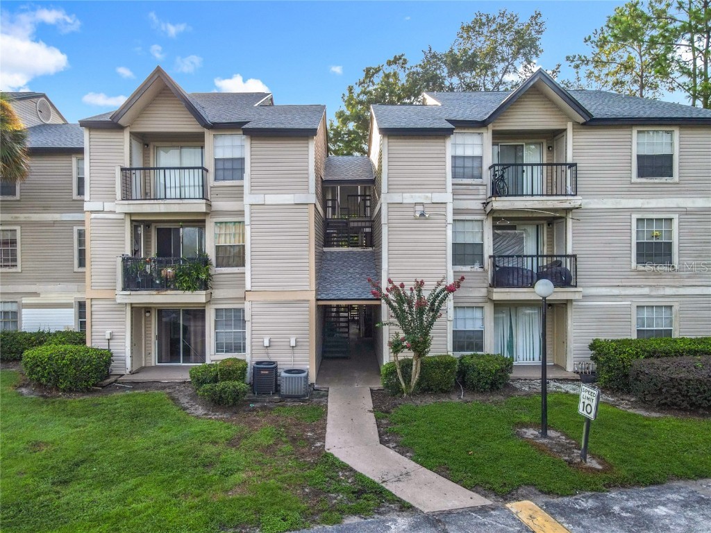 1932 Lake Atriums Cir #83 Orlando FL 32839 O6338693 image2