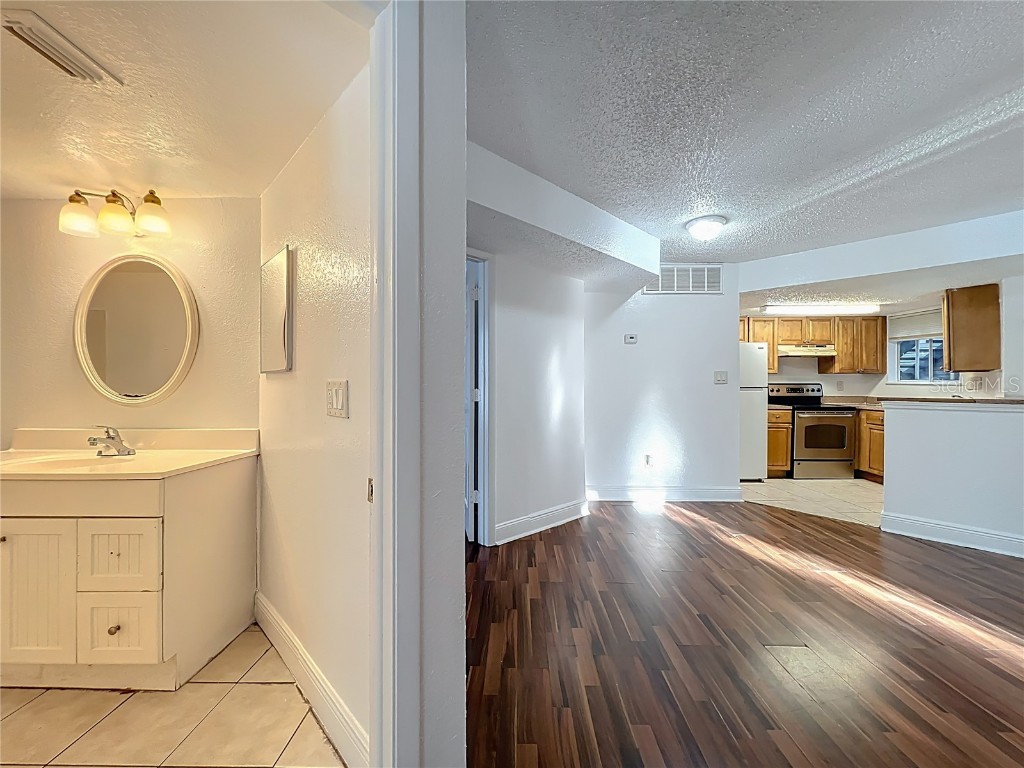 1932 Lake Atriums Cir #83 Orlando FL 32839 O6338693 image33