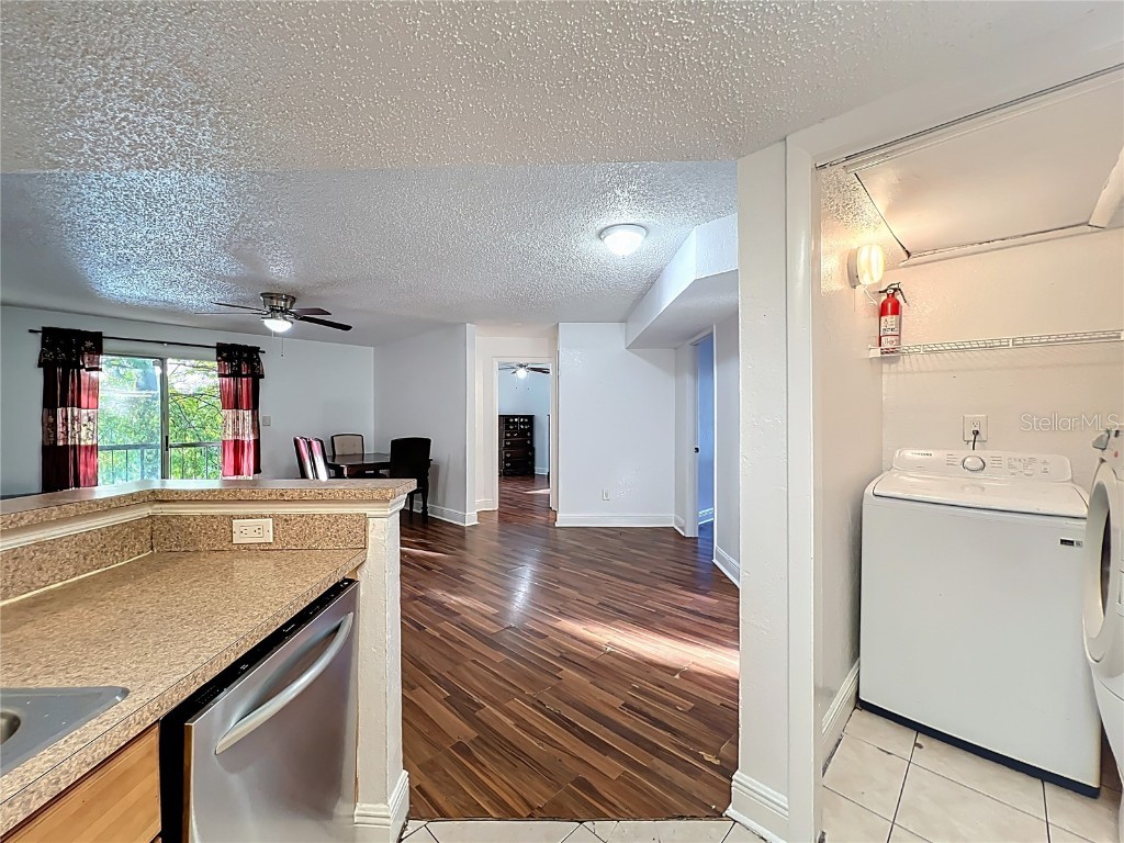 1932 Lake Atriums Cir #83 Orlando FL 32839 O6338693 image9