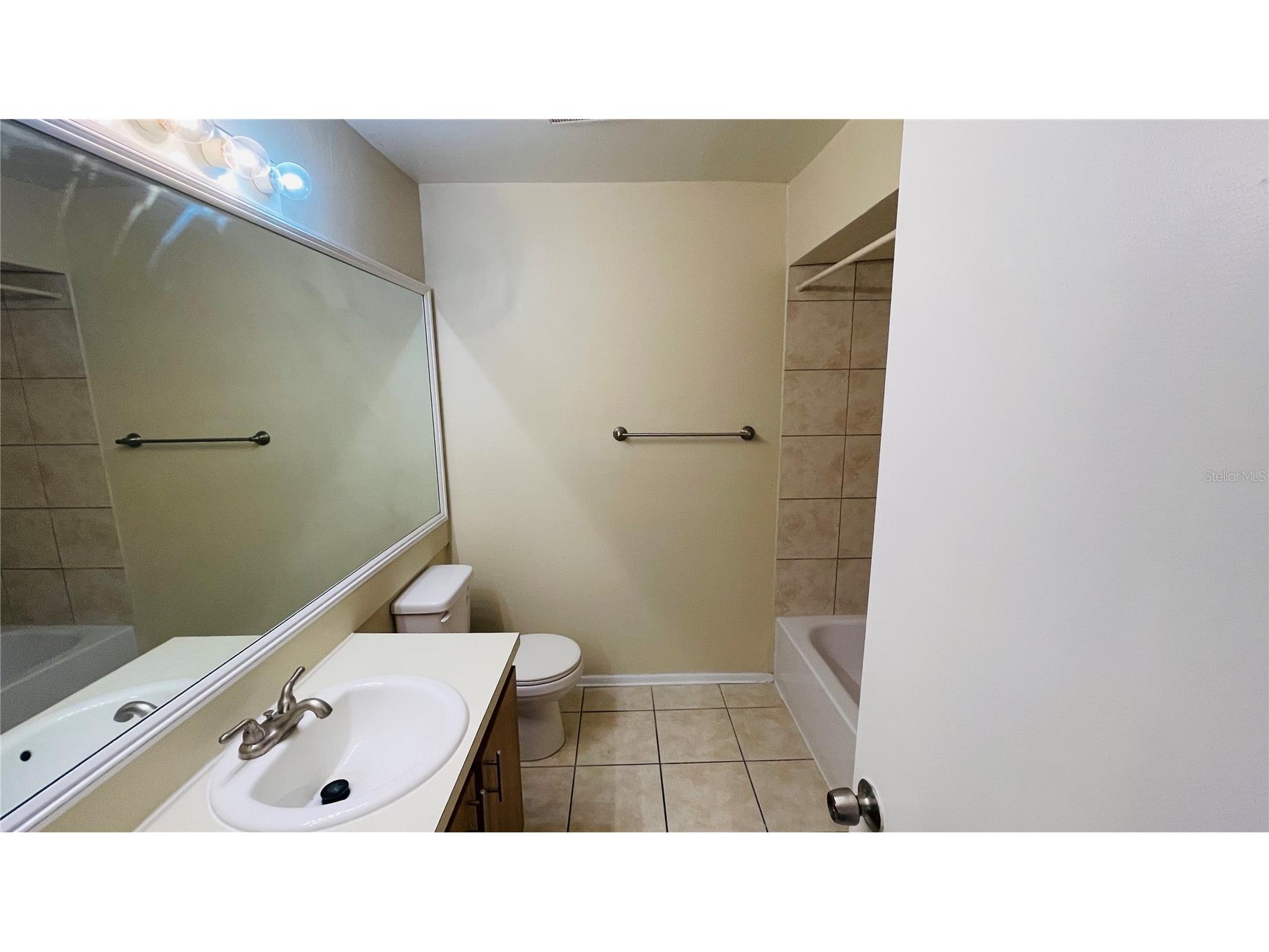 1932 Lake Atriums Circle #74 Orlando FL 32839 O6395488 image12
