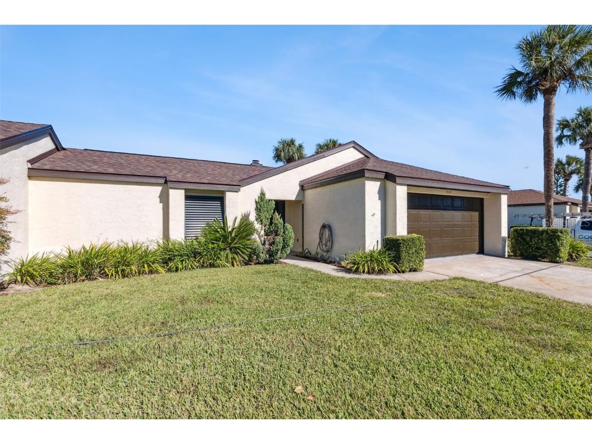 1932 Maple Circle #1932 Tavares FL 32778 O6360819 image2