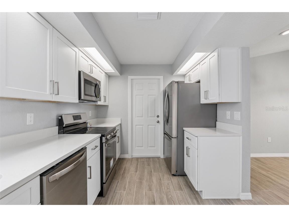 1932 Maple Circle #1932 Tavares FL 32778 O6360819 image9