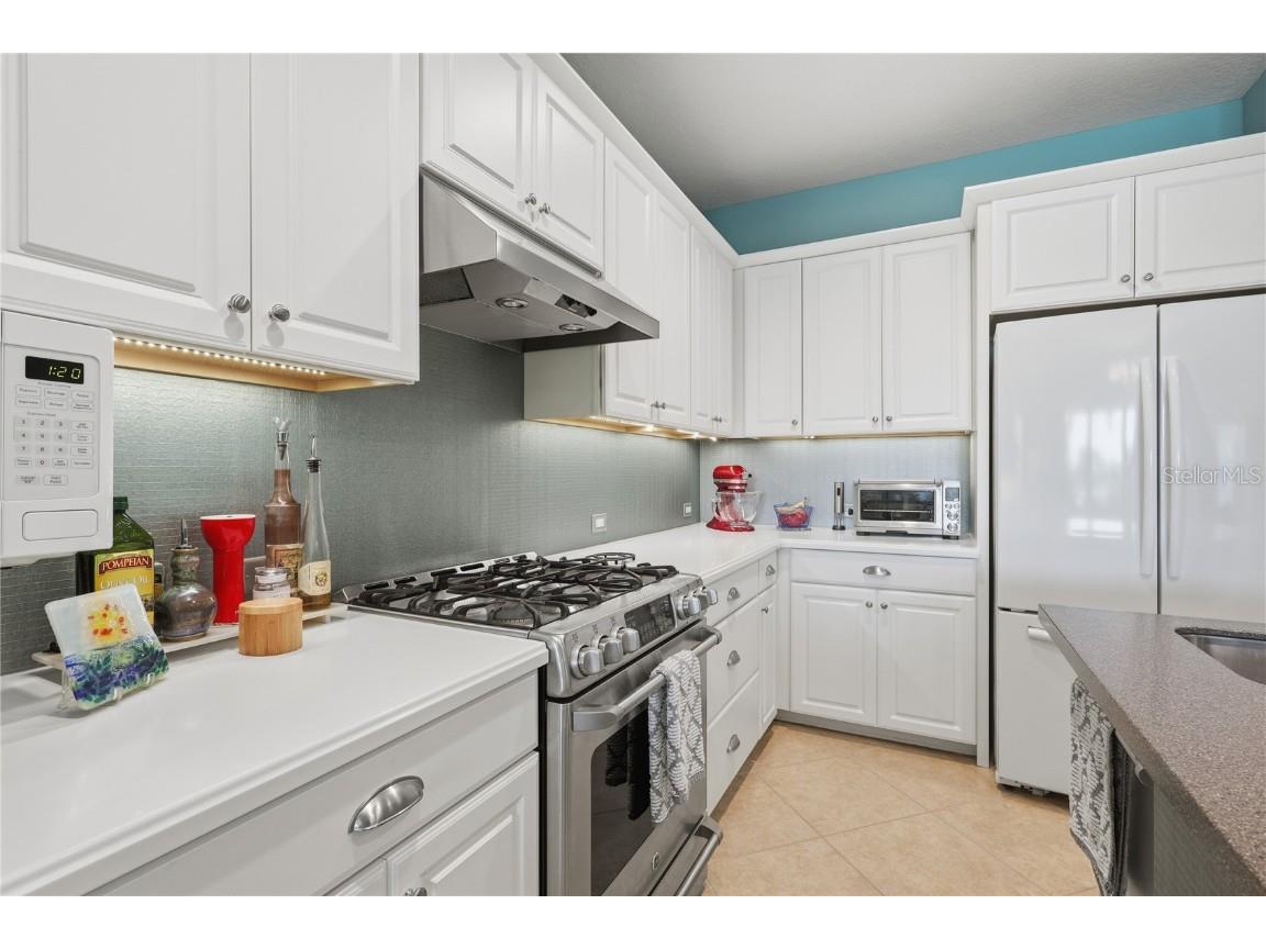 1932 Orange Lake Cove Bradenton FL 34211 A4672939 image13