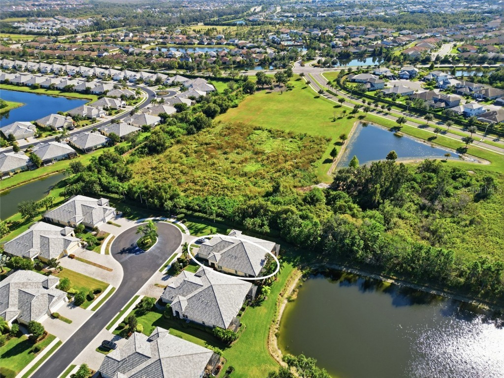 1932 Orange Lake Cove Bradenton FL 34211 A4672939 image42