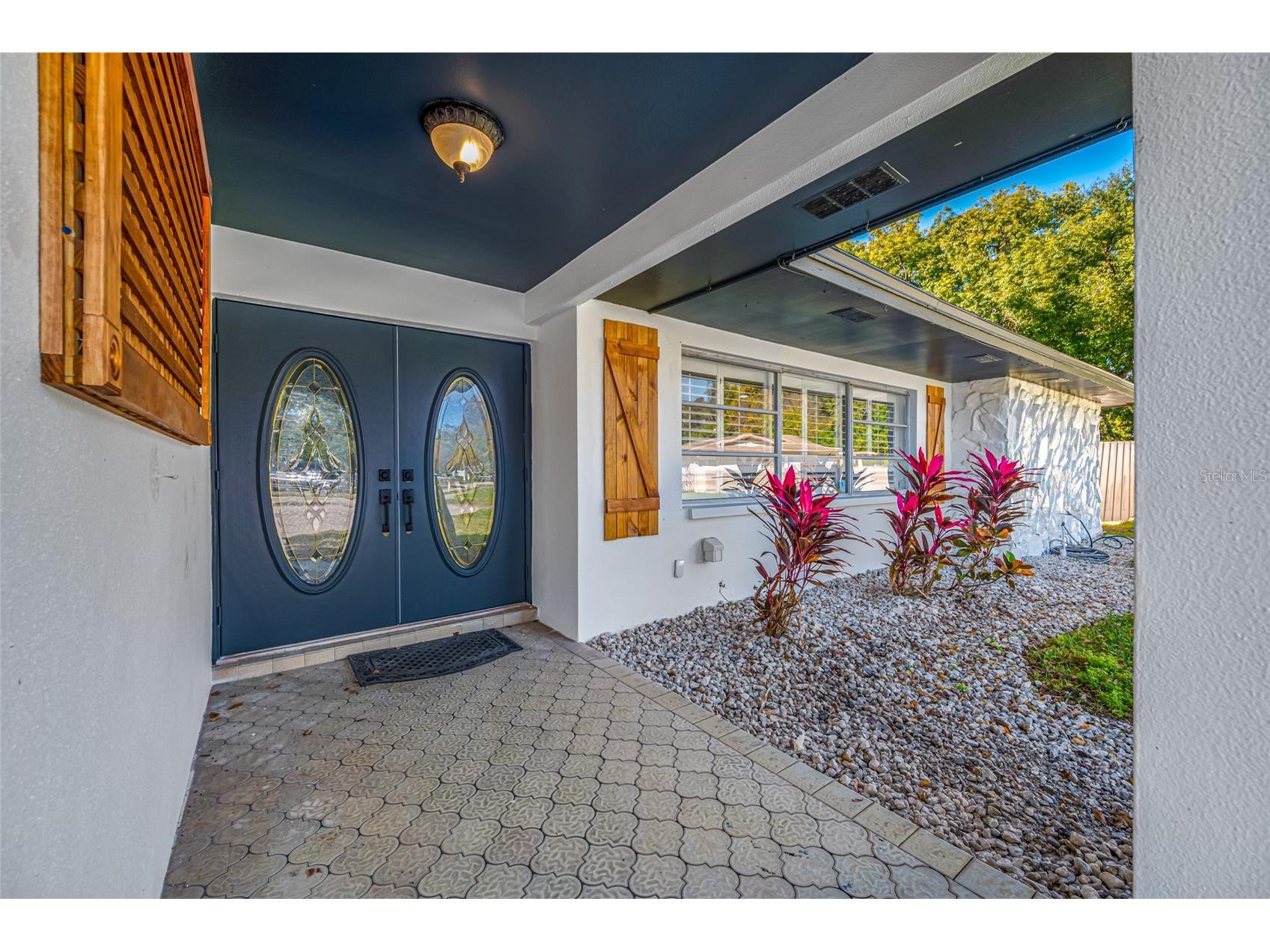 1932 Oro Court Clearwater FL 33764 TB8460817 image4