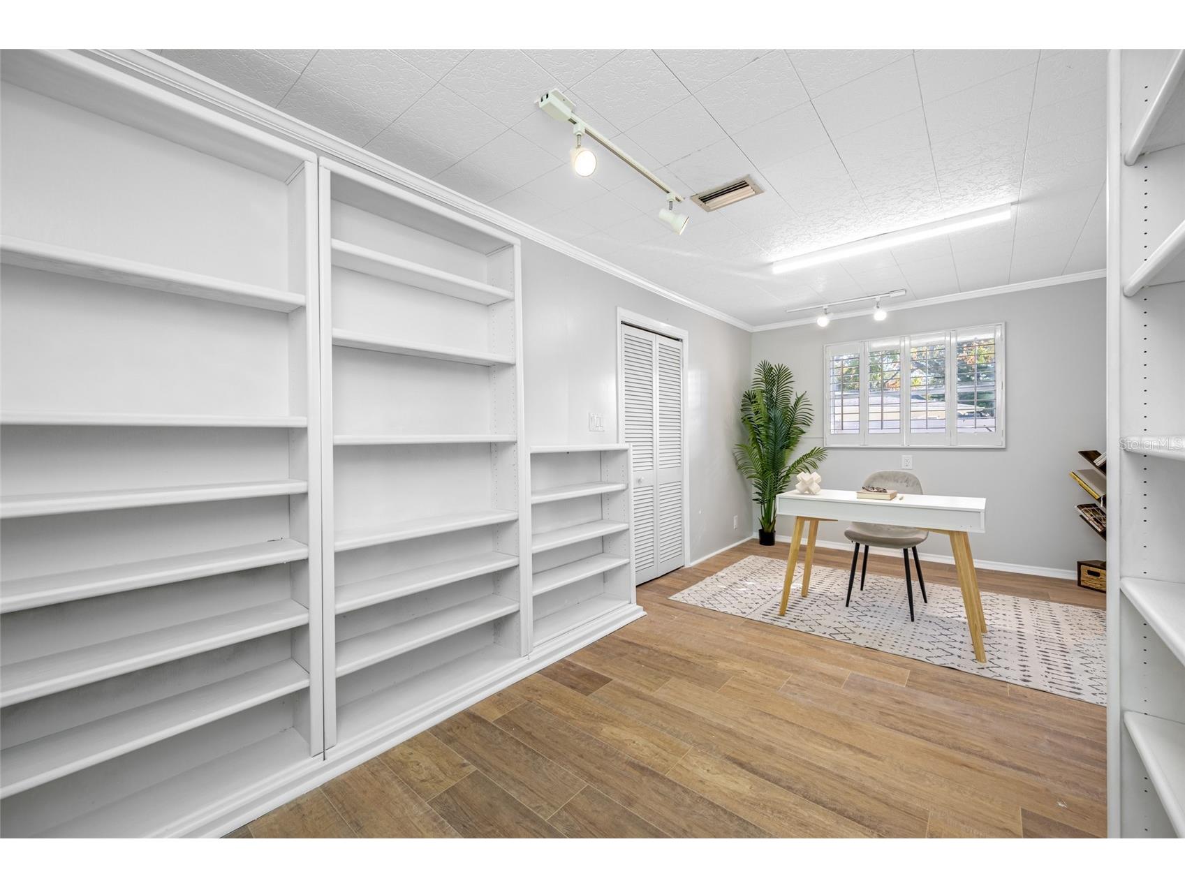 1932 Oro Court Clearwater FL 33764 TB8513697 image43