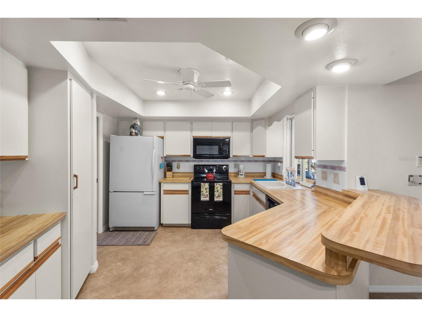 1932 Pebble Beach Court Venice FL 34293 - SKLAR LAKE A4684769 image11