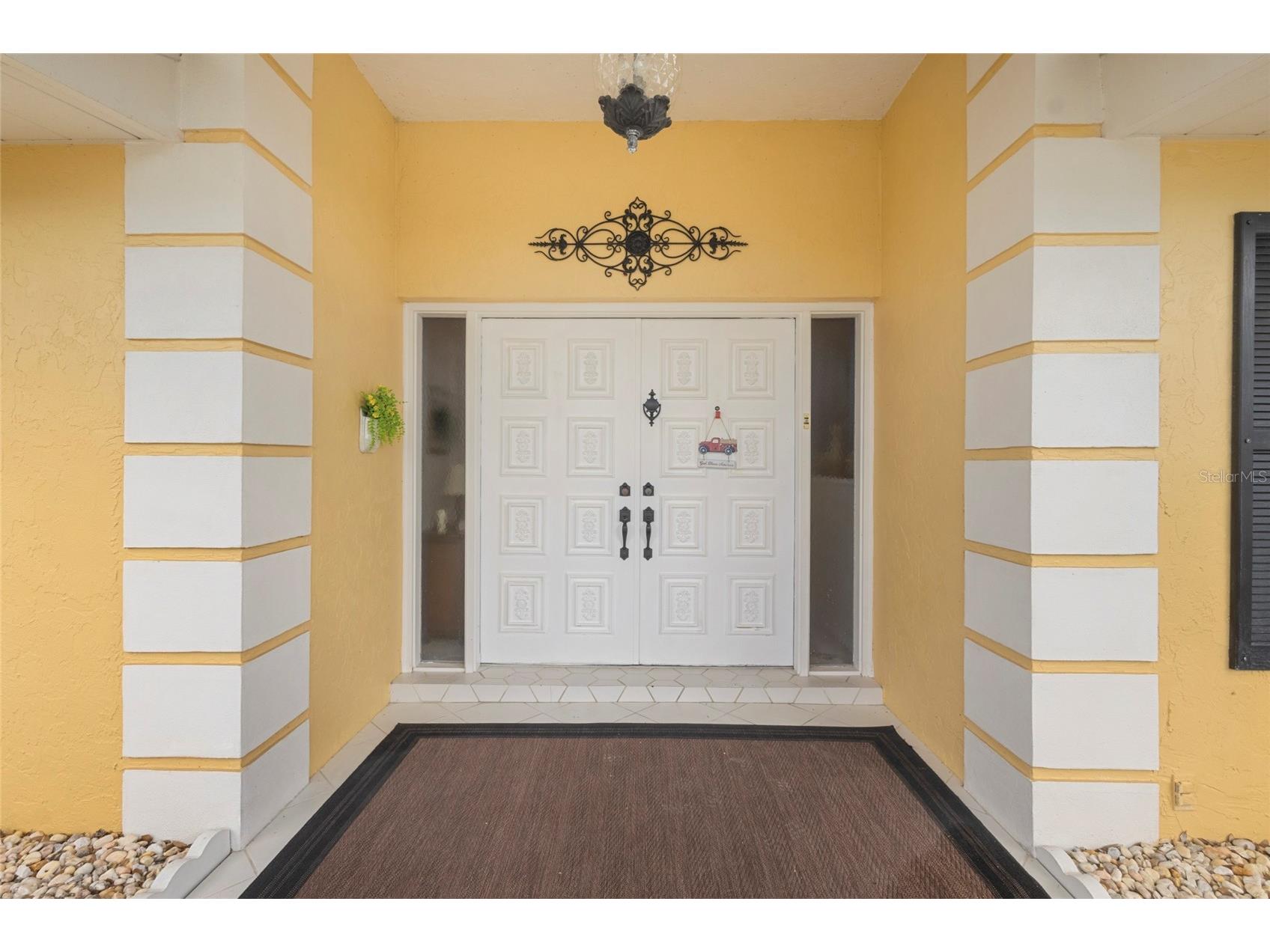 1932 Pebble Beach Court Venice FL 34293 - SKLAR LAKE A4684769 image2