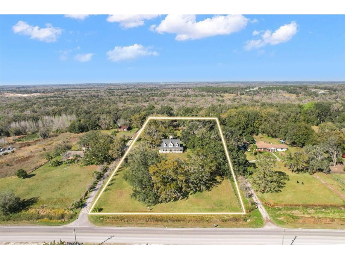19323 Yontz Road Brooksville FL 34601 W7861633 image1