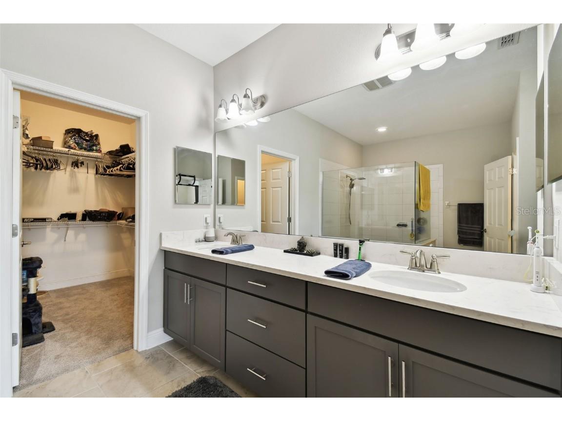 19325 Hawk Valley Drive Tampa FL 33647 TB8372722 image18