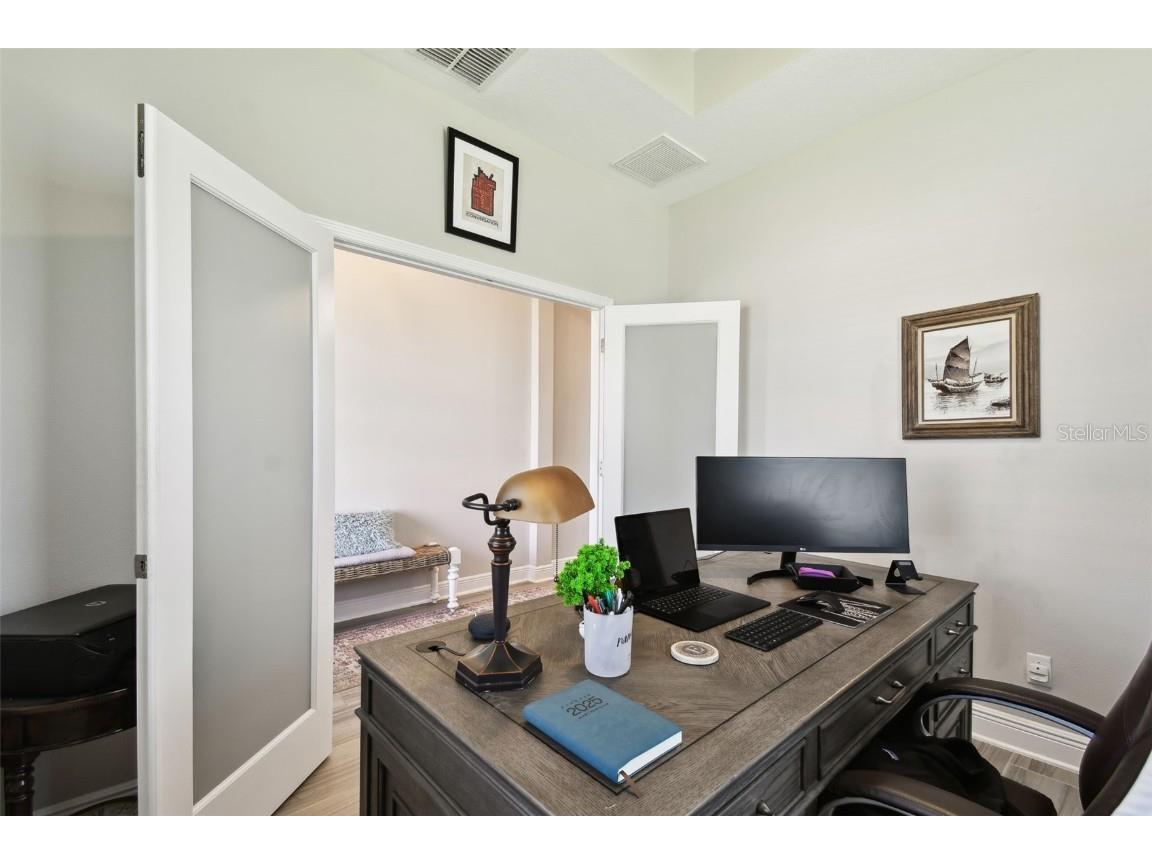 19325 Hawk Valley Drive Tampa FL 33647 TB8372722 image5