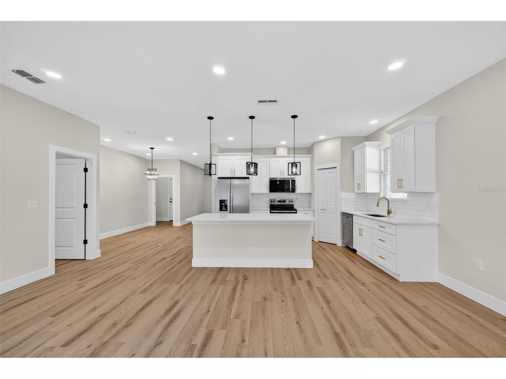 19326 Center Street Brooksville FL 34601 TB8481666 image11