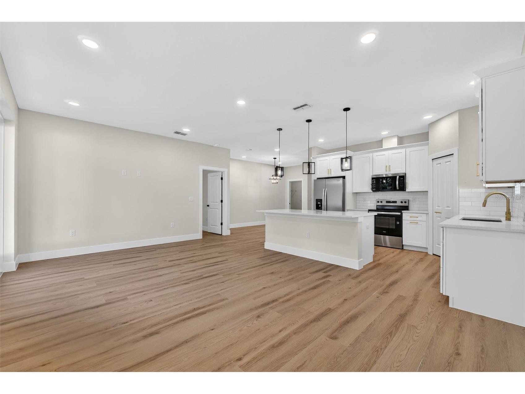 19326 Center Street Brooksville FL 34601 TB8481666 image16