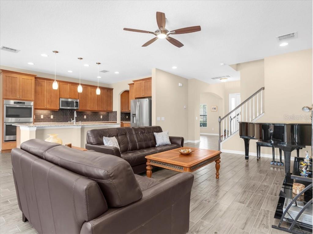 19326 Long Lake Ranch Boulevard Lutz FL 33558 W7876383 image5