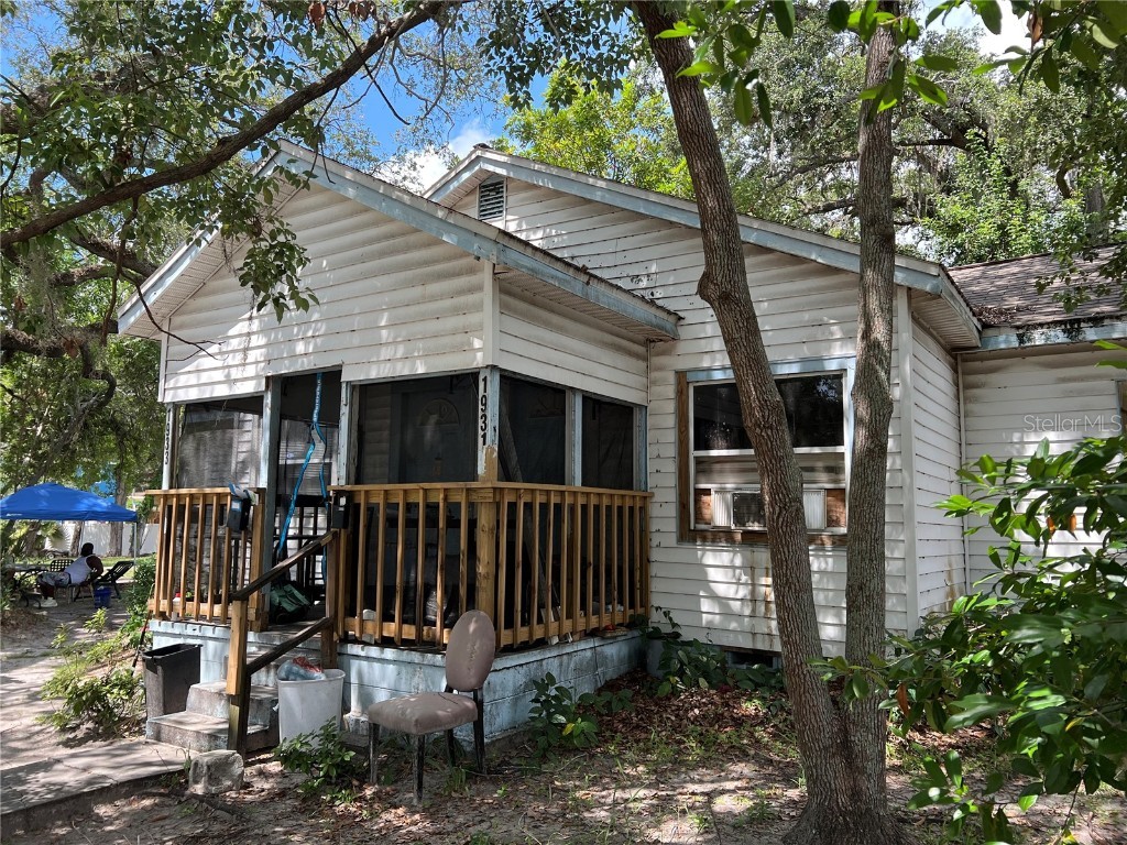 1933 10th Street S Saint Petersburg FL 33705 T3459689 image1