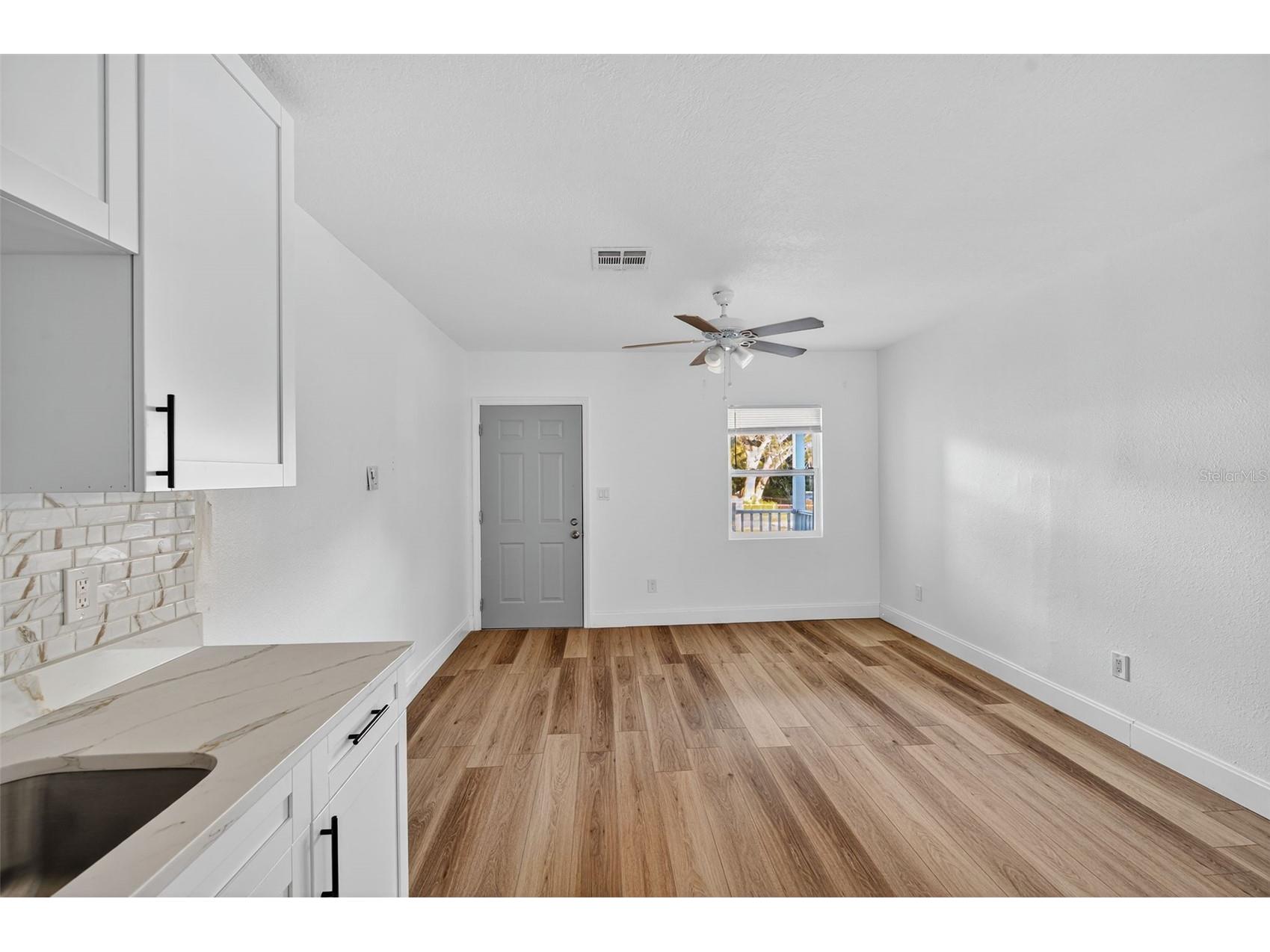 1933 10th Street S Saint Petersburg FL 33705 TB8465740 image14