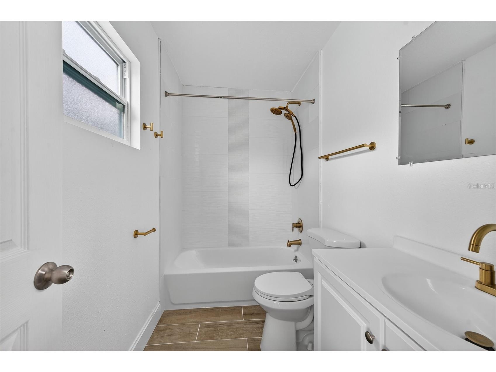 1933 10th Street S Saint Petersburg FL 33705 TB8465740 image21