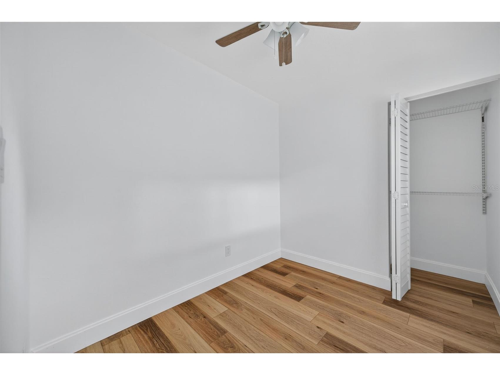 1933 10th Street S Saint Petersburg FL 33705 TB8465740 image22