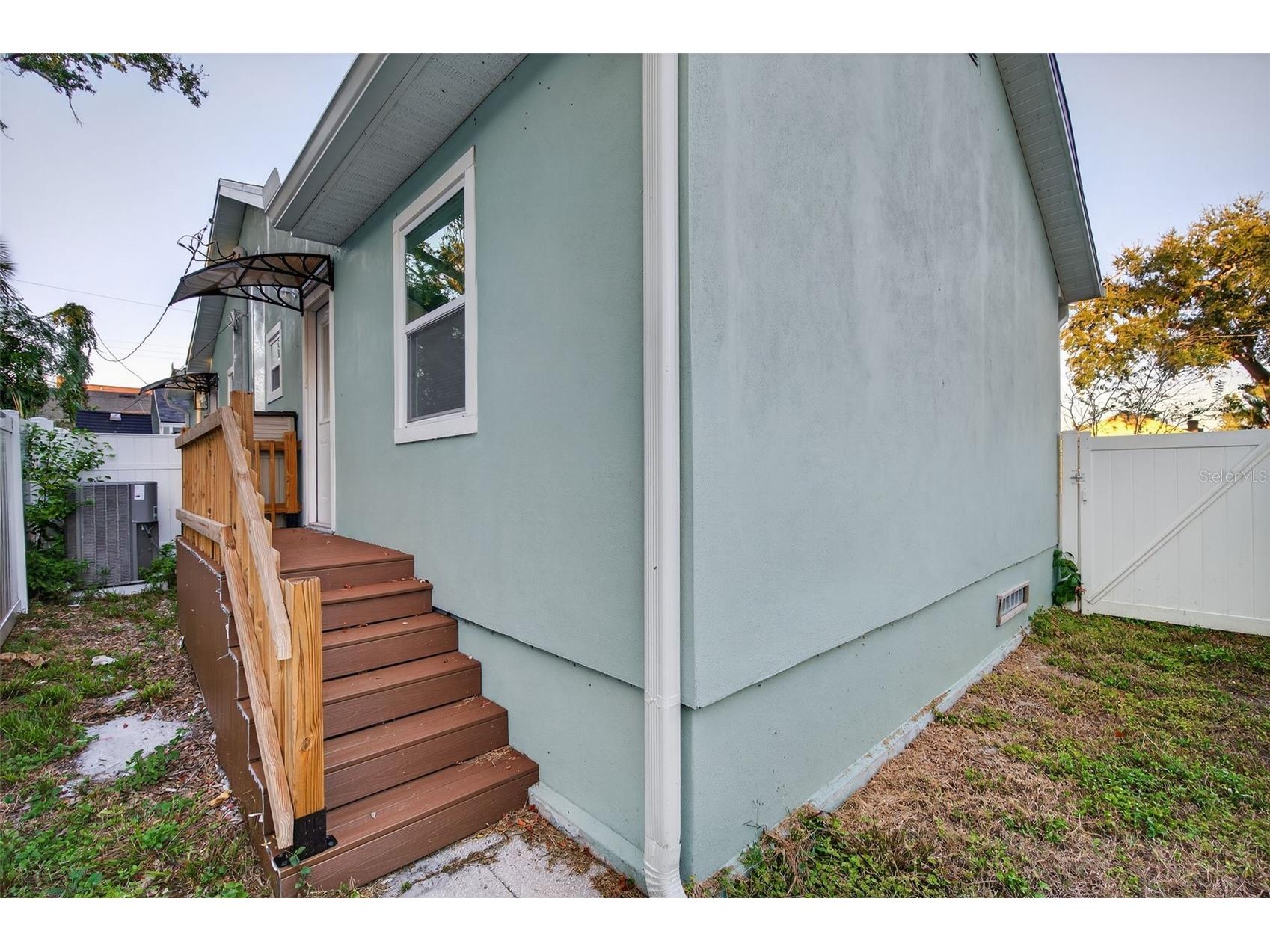 1933 10th Street S Saint Petersburg FL 33705 TB8465740 image25